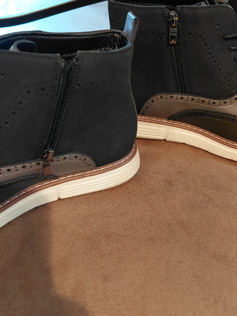 Men's Two-Tone Wingtip Casual Boots - Gray, Olive, Black